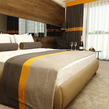 Noax Hotel Мерсін Екстер'єр фото