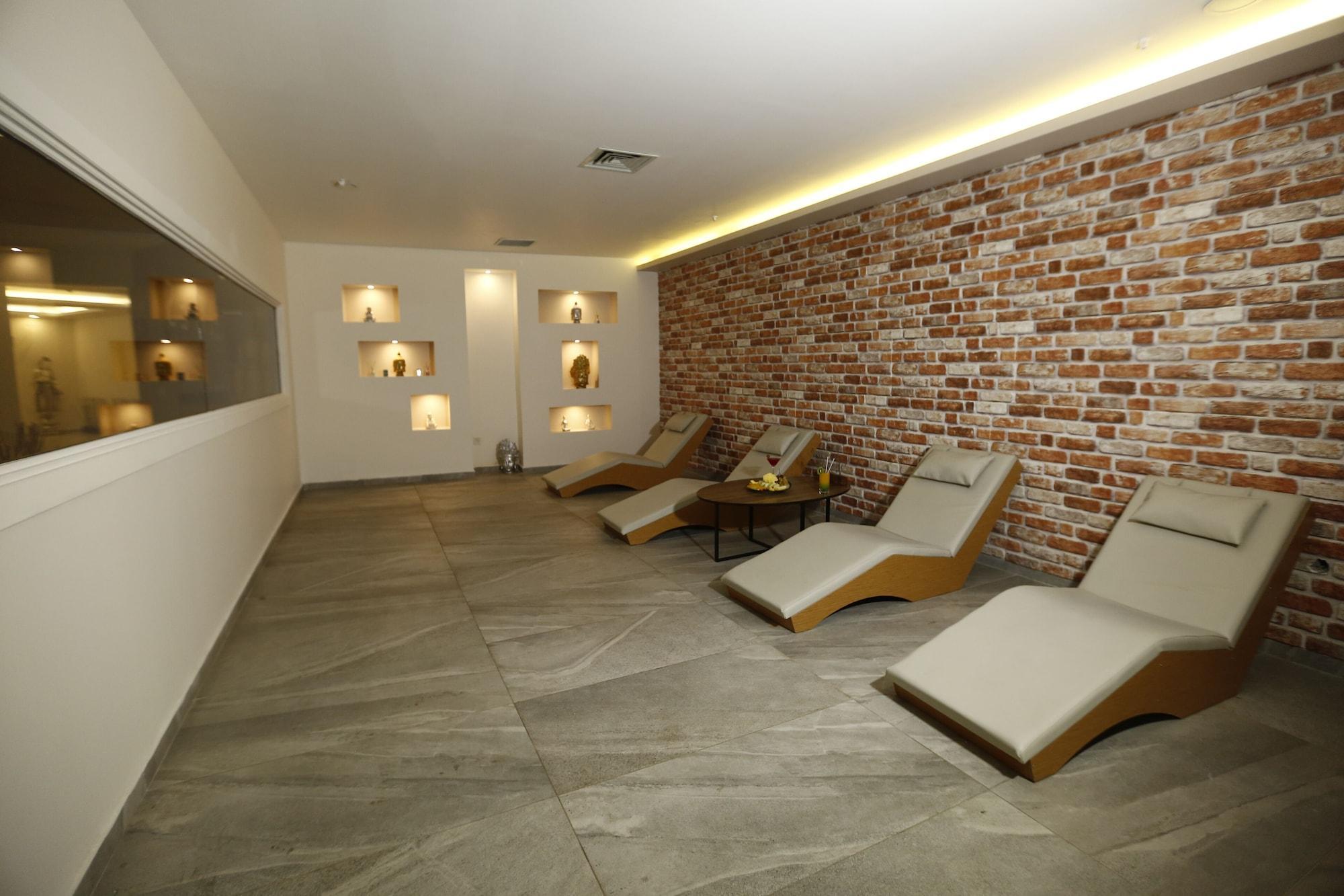 Noax Hotel Мерсін Екстер'єр фото
